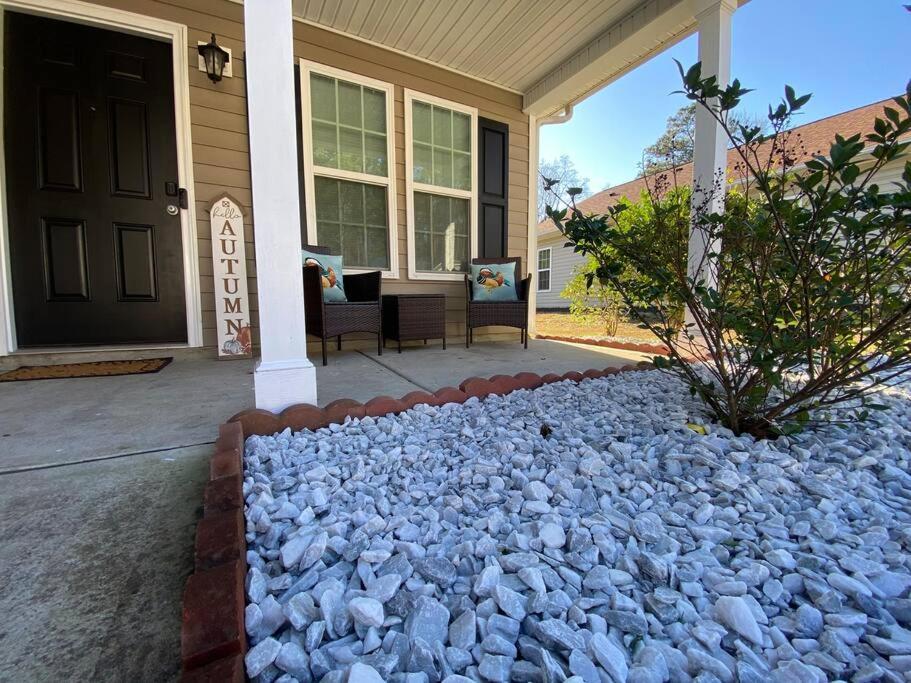 رالي Cozy And Luxury Home المظهر الخارجي الصورة