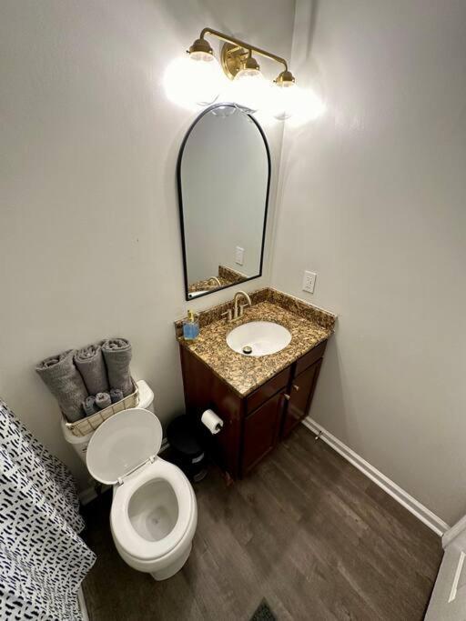 رالي Cozy And Luxury Home المظهر الخارجي الصورة